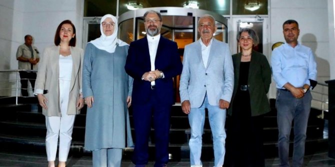 Diyanet İşleri Başkanı Ali Erbaş’a yakın ilgi