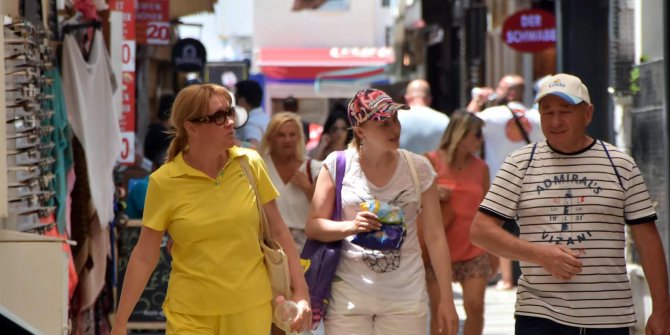 Yabancı turist hareketliliği başladı