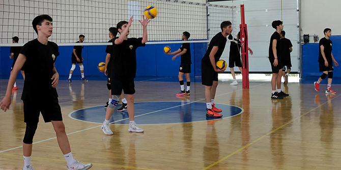 Büyükşehir’den Voleybol seçmeleri