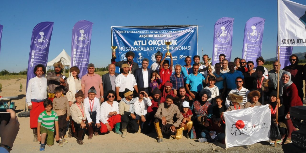 Akşehir’de, Atlı Okçuluk şenliği