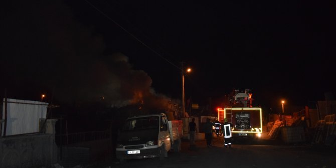 Kulu'da sanayi sitesinde çıkan yangın söndürüldü