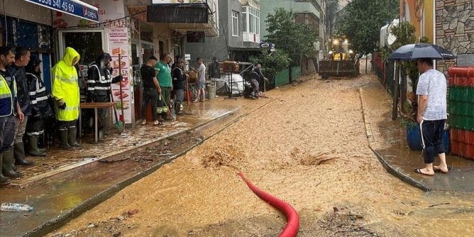 Turkiye: Obilne kišne padavine pogodile Istanbul