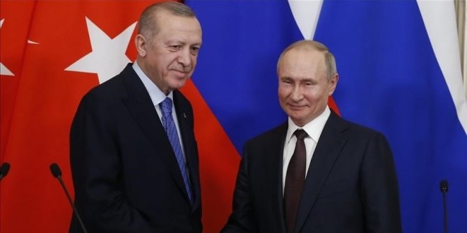 Turkish, Russian presidents discuss grain corridor, developments in northern Syria