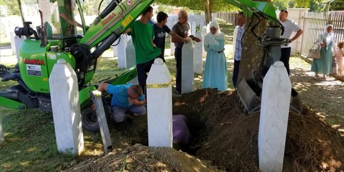 U Potočarima počela reekshumacija tijela žrtava genocida: Ove godine bit će otvoreno 85 mezara