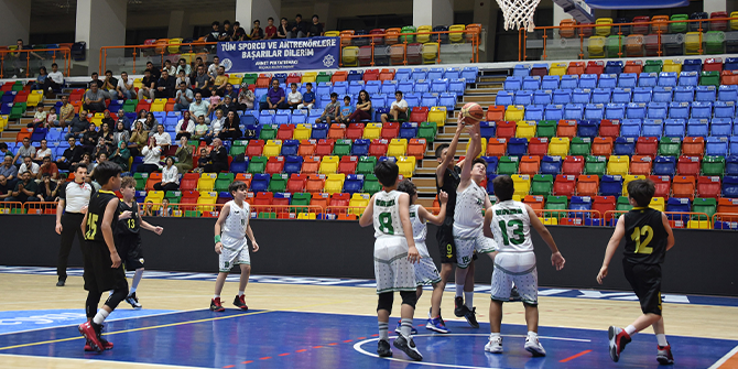 Büyükşehir, geleceğin basketbolcularını seçiyor