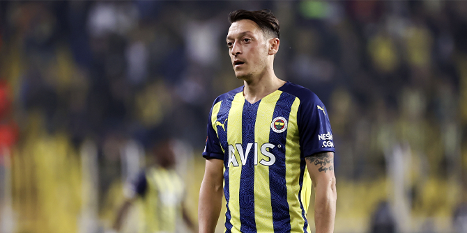 Mesut Özil Başakşehir'e transfer oldu!