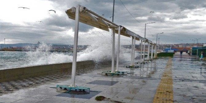 Bu saatlere dikkat: Marmara’da fırtına bekleniyor