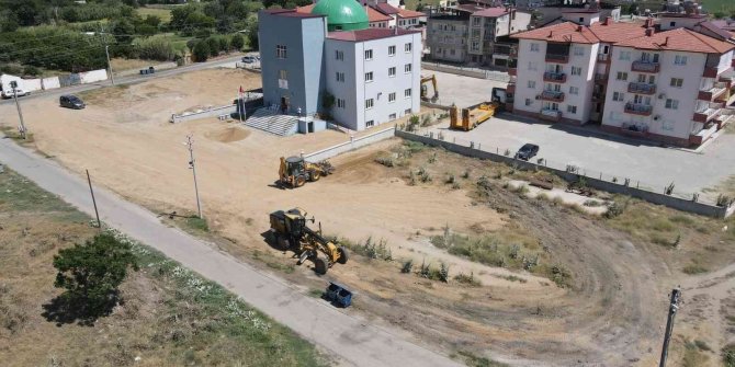 Eğrek Cemevi’nde açılış öncesi çevre düzenlemeleri başladı