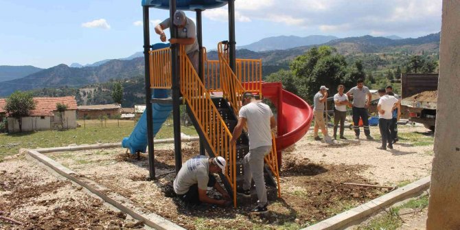 İlçelere yeni oyun parkları kazandırılıyor