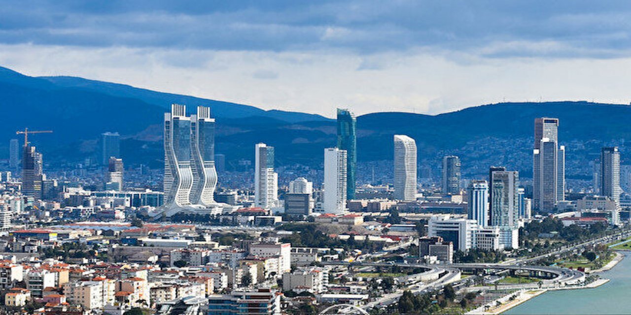İzmir Büyükşehir Belediyesi'nden kat karşılığı inşaat yapım ihalesine davet
