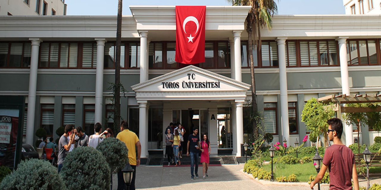 Toros Üniversitesi araştırma görevlisi ve öğretim görevlisi alacak