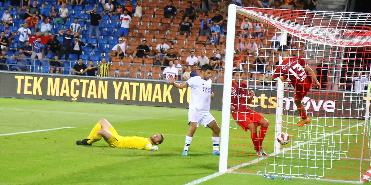 Konyaspor ilk kez santra yaptı