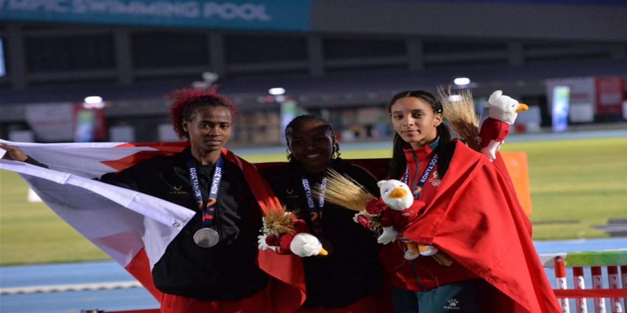 Kadınlar 3000m Engellide İlk İki Bahreynli Atletlerin