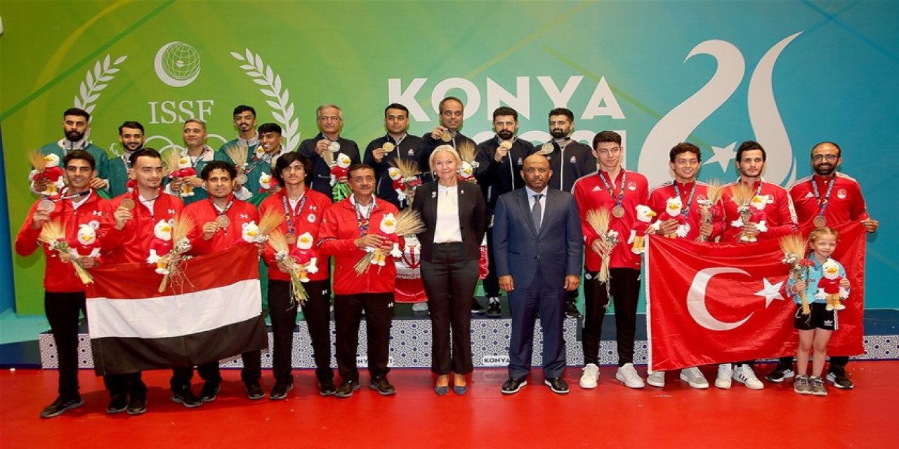 Masa tenisi erkekler takım mücadelesini İran kazandı