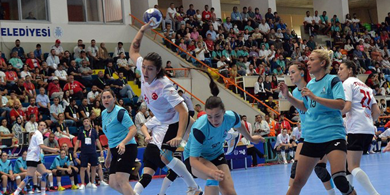 Türkiye, kadınlar hentbolda şampiyon oldu