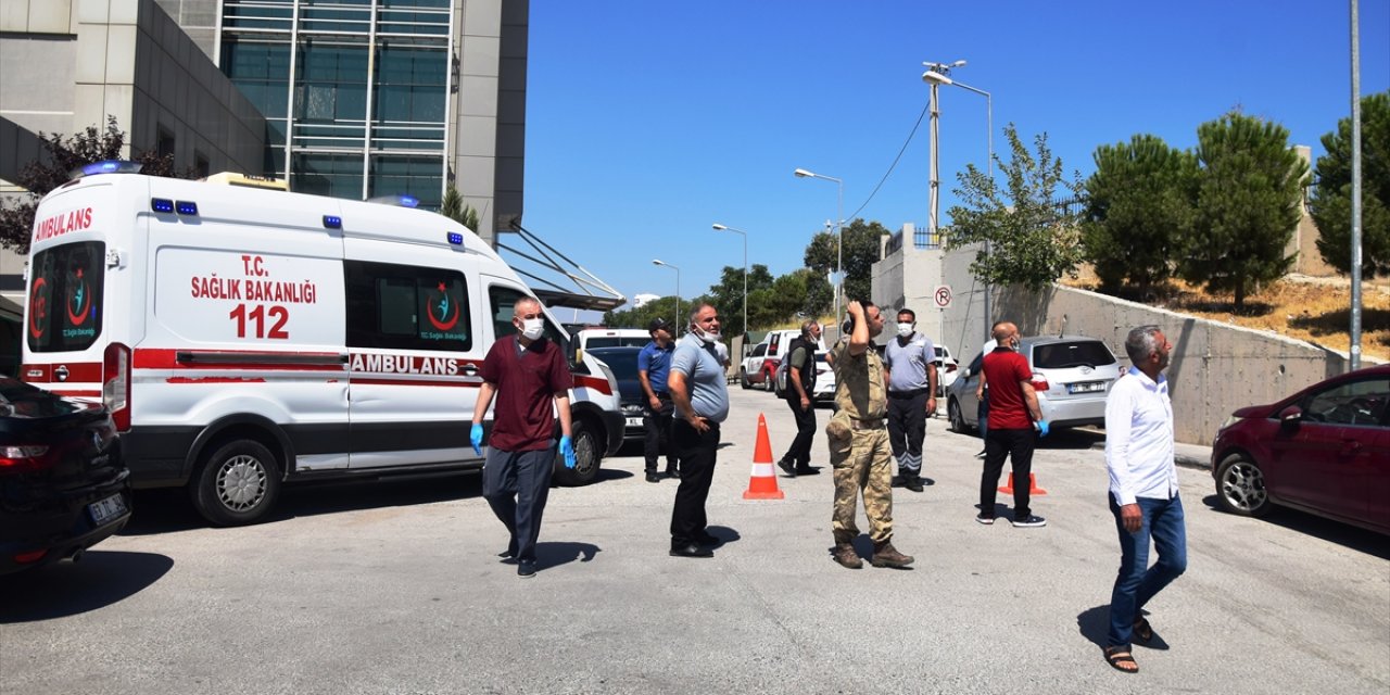 Şehit Topçu Uzman Çavuş Cirnooğlu'nun ailesine şehadet haberi verildi