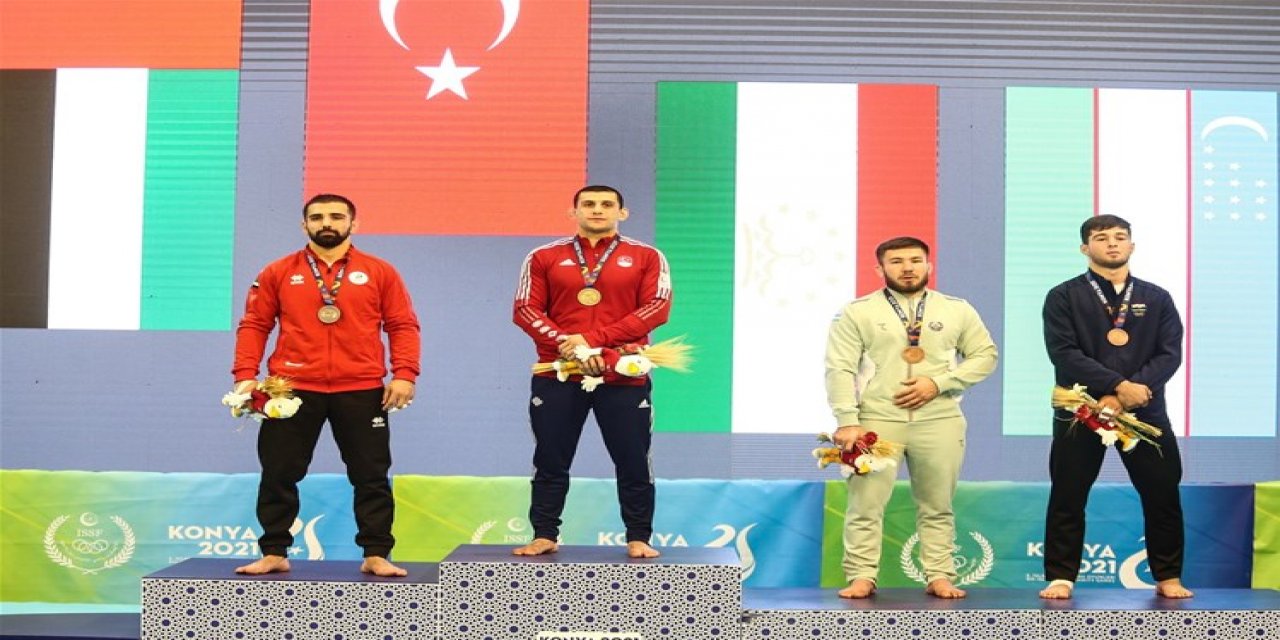 Erkekler judo 81 kiloda Vedat Albayrak şampiyon