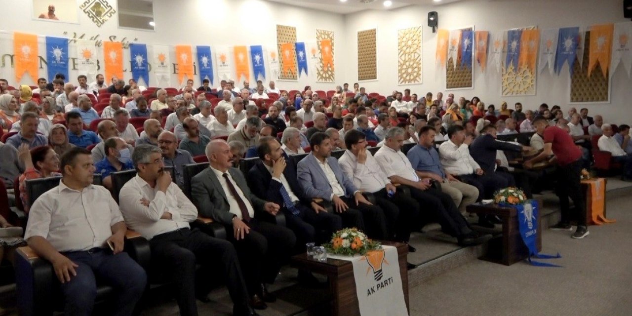 AK Parti’li Ünal: “Türkiye kriz çözücü bir ülke olarak geleceğin yükselen ve parlayan yıldızıdır”