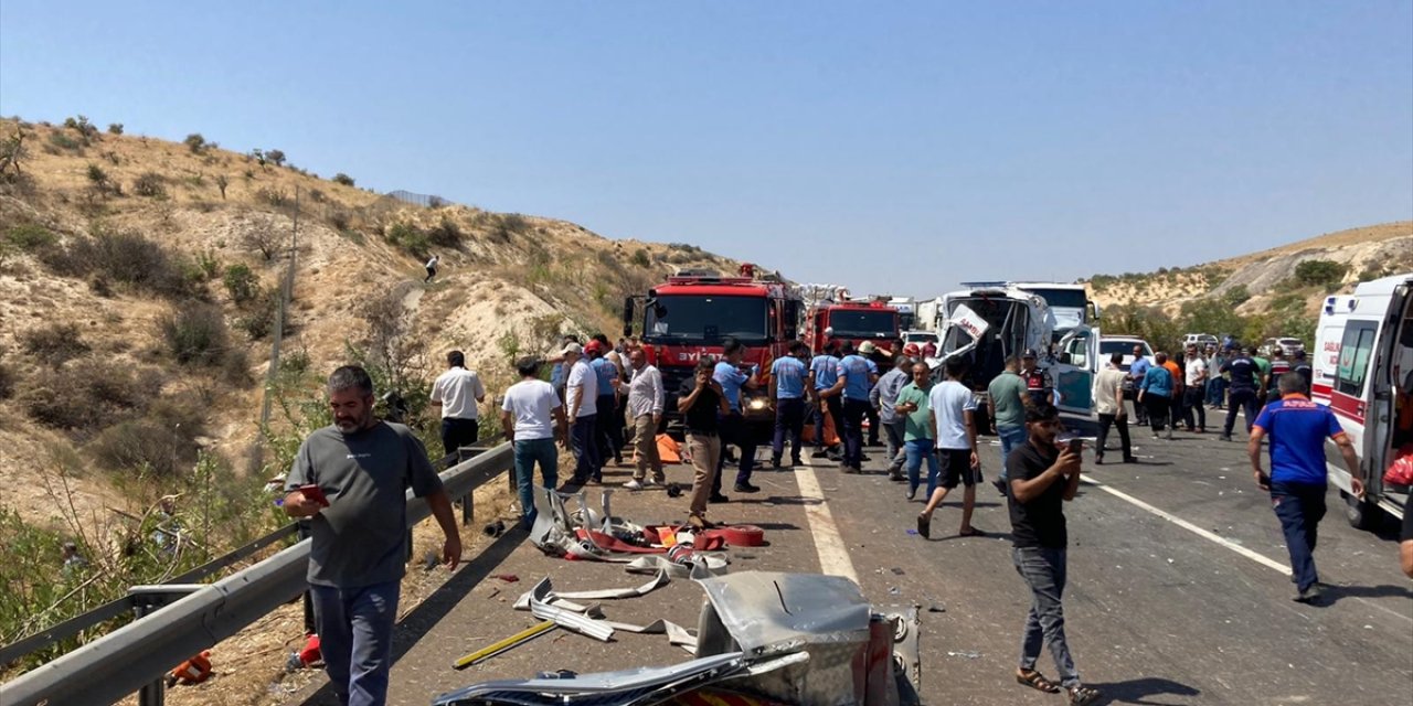 Gaziantep'teki kazada ölü sayısı 15 olarak düzeltildi