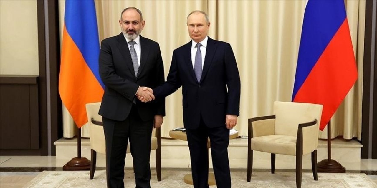 Poutine et Pashinyan discutent de la situation au Haut-Karabakh en Azerbaïdjan