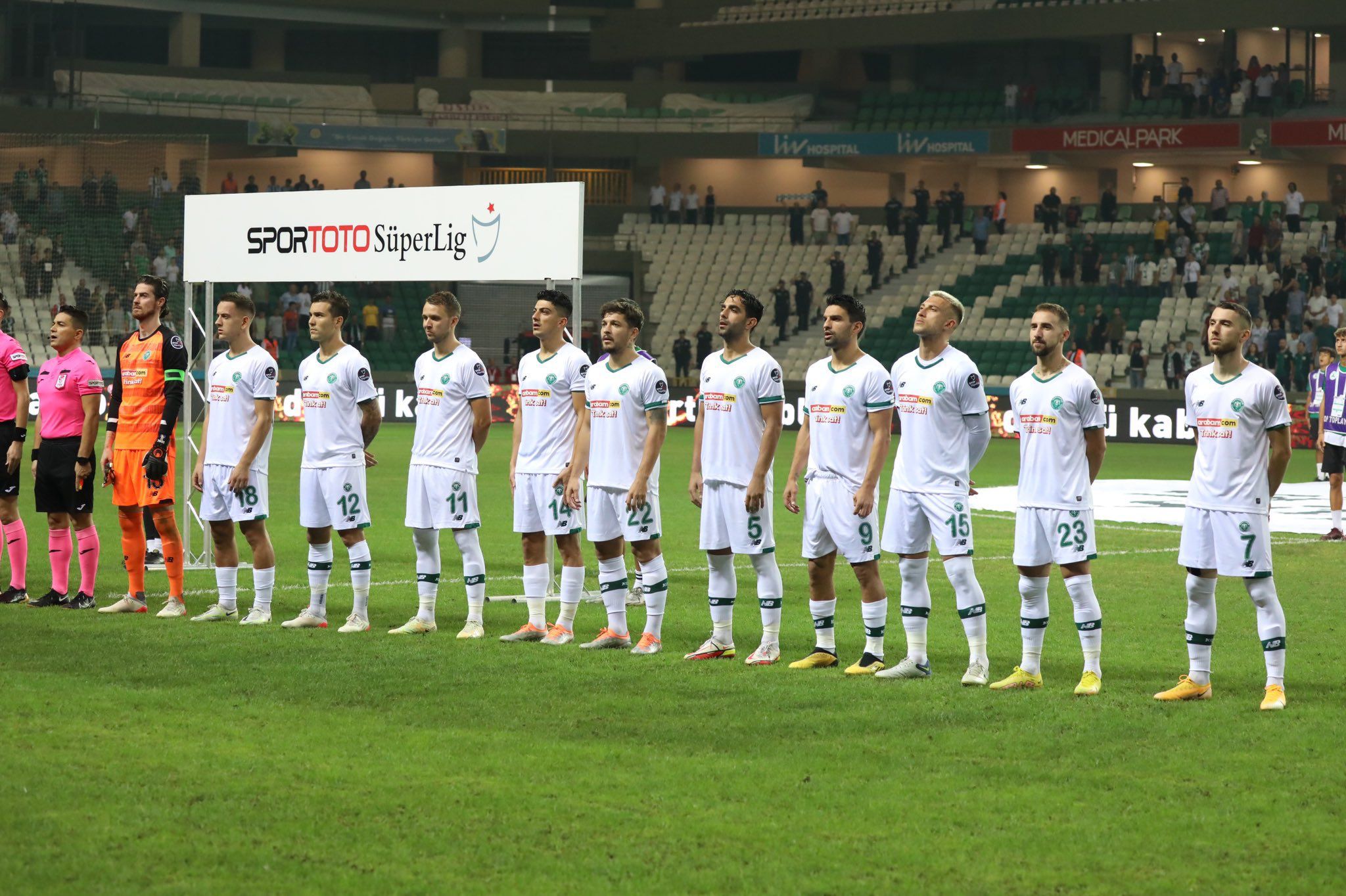 Konyaspor maç fazlasıyla lider