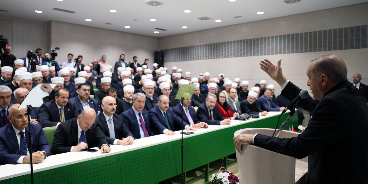 Erdoğan, İslam Birliği yeni hizmet binasını ziyaret etti