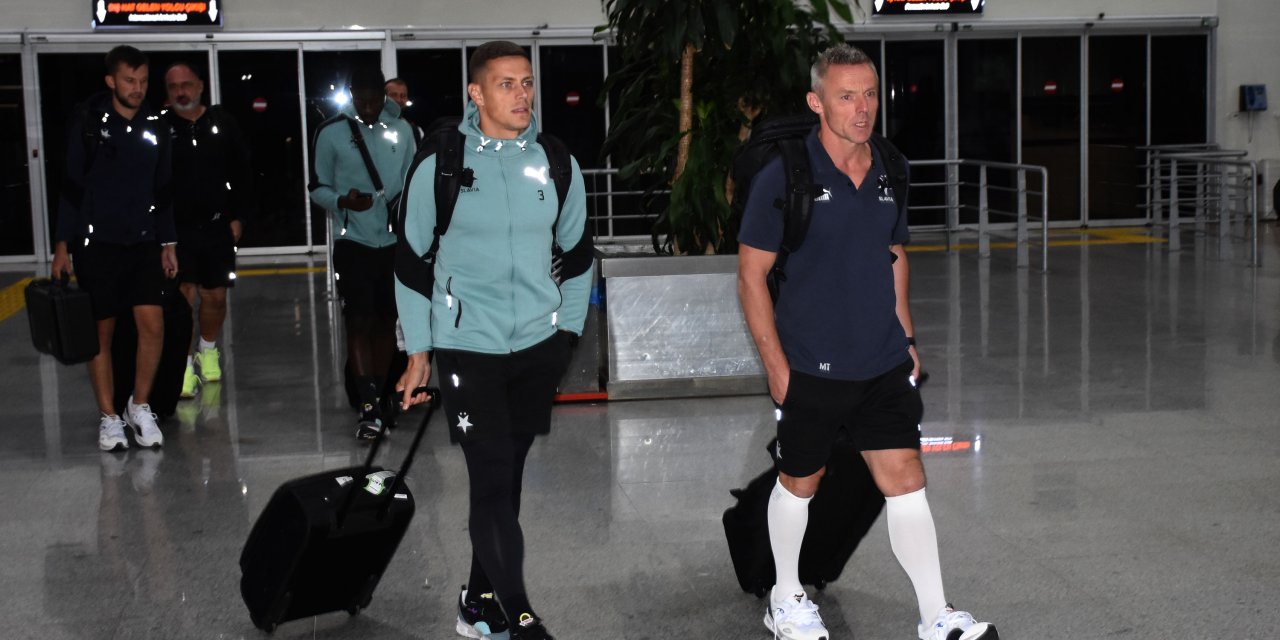 Slavia Prag, Sivas'a geldi