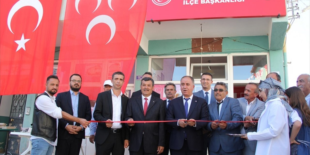Konya'da MHP'nin ilçe teşkilatı törenle açıldı