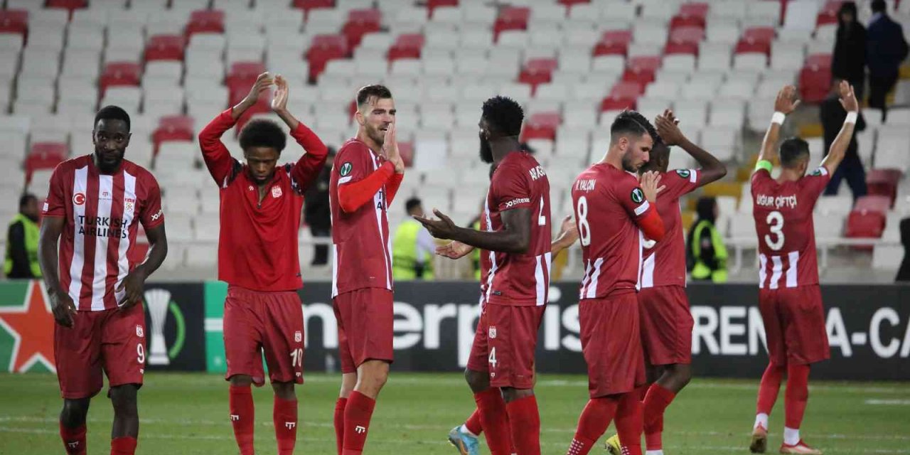 Sivasspor ile İstanbulspor ligde ilk kez karşılaşacak