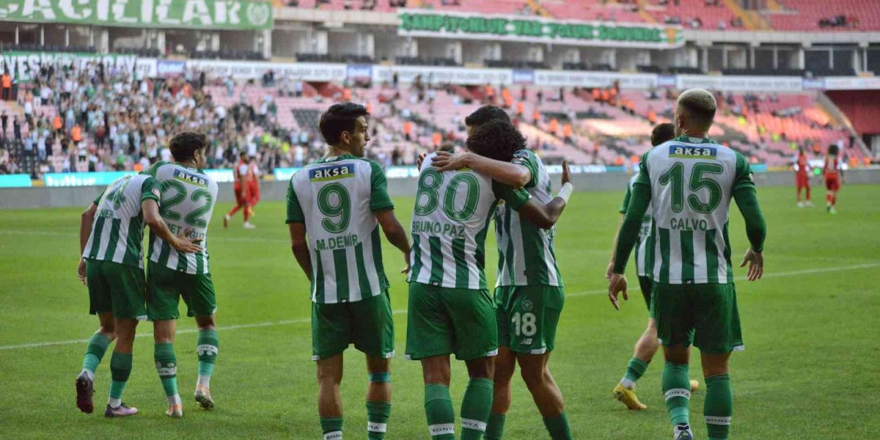 Konyaspor'un ilk 11'i belli oldu!