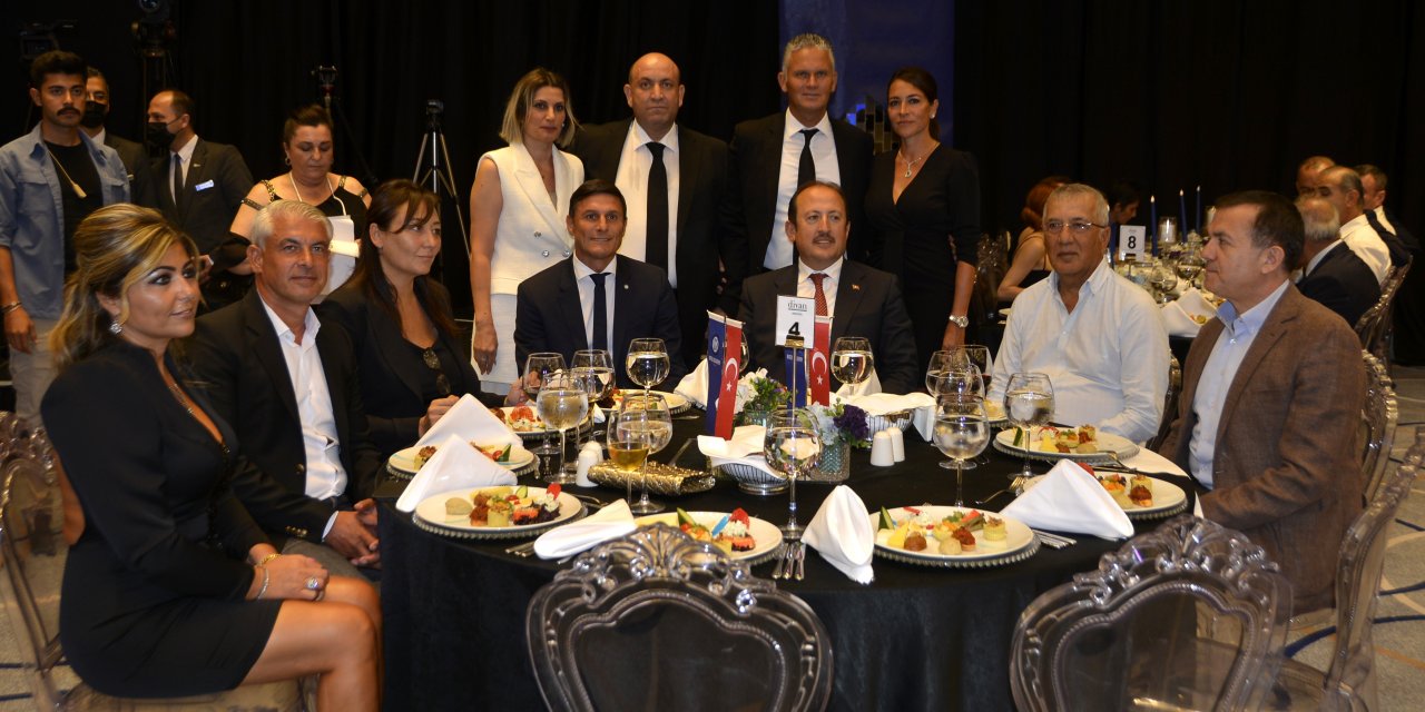 Zanetti, Mersin'de akademi açılışına katıldı