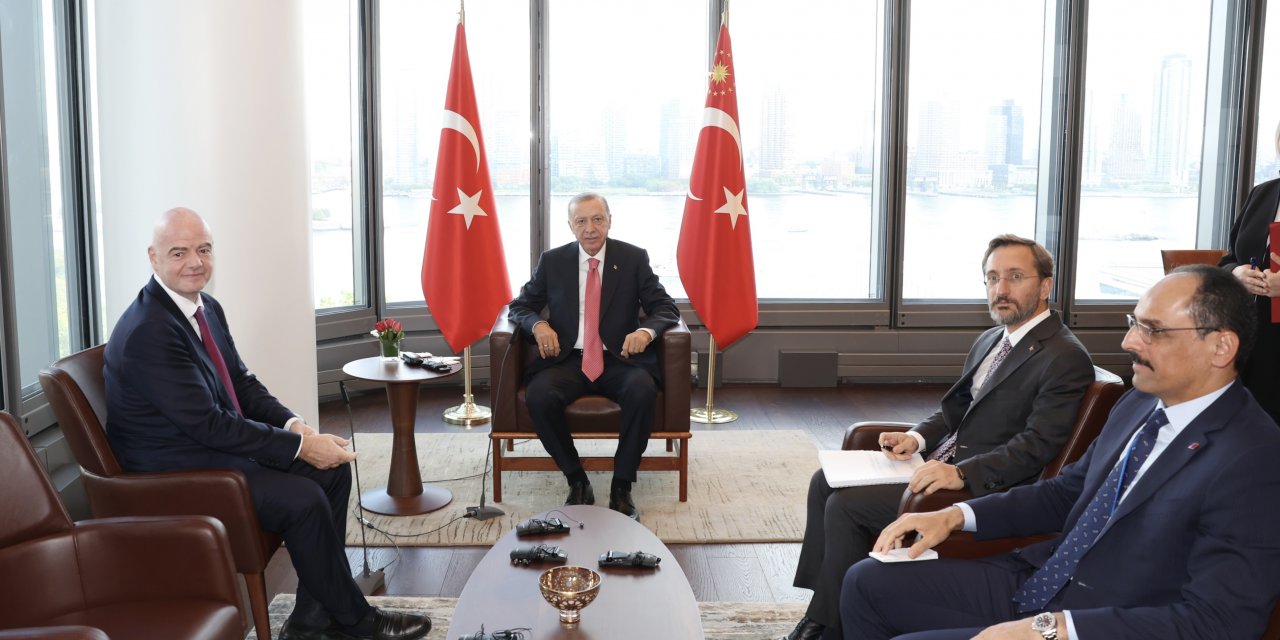 Erdoğan, FIFA Başkanı Infantino ile görüştü