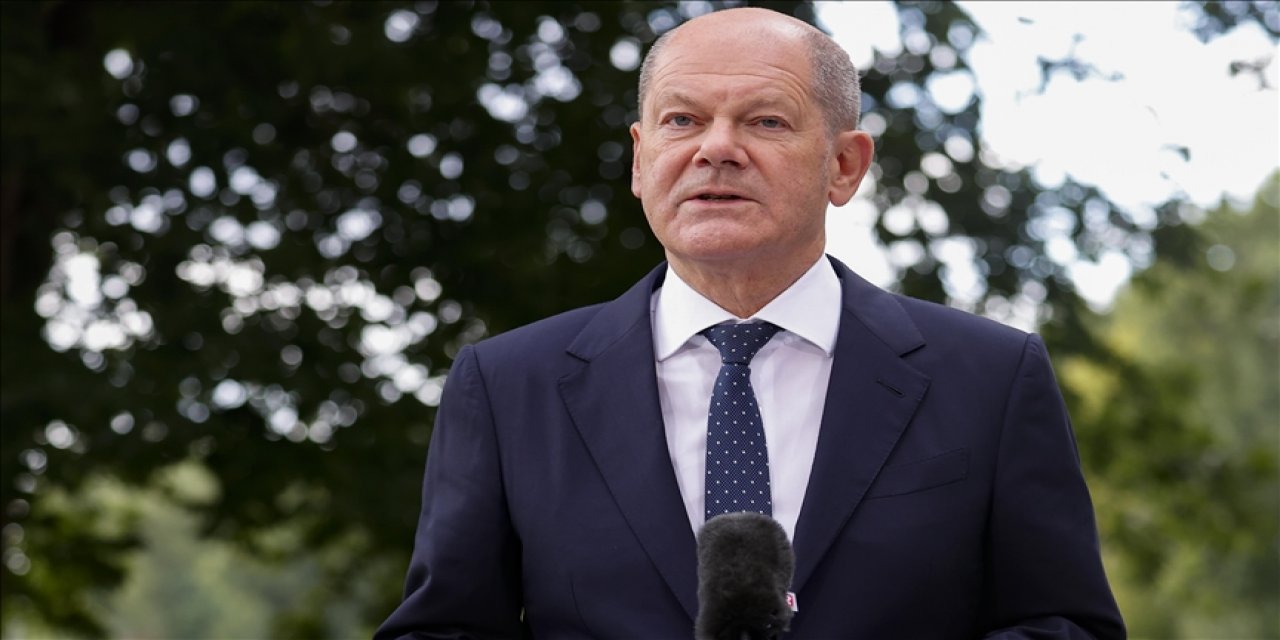 Olaf Scholz'tan Türkiye'ye övgü