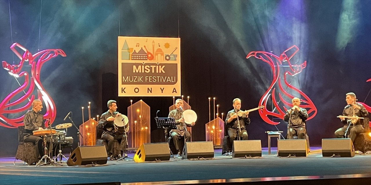 "19. Uluslararası Konya Mistik Müzik Festivali" üçüncü gününde sürdü