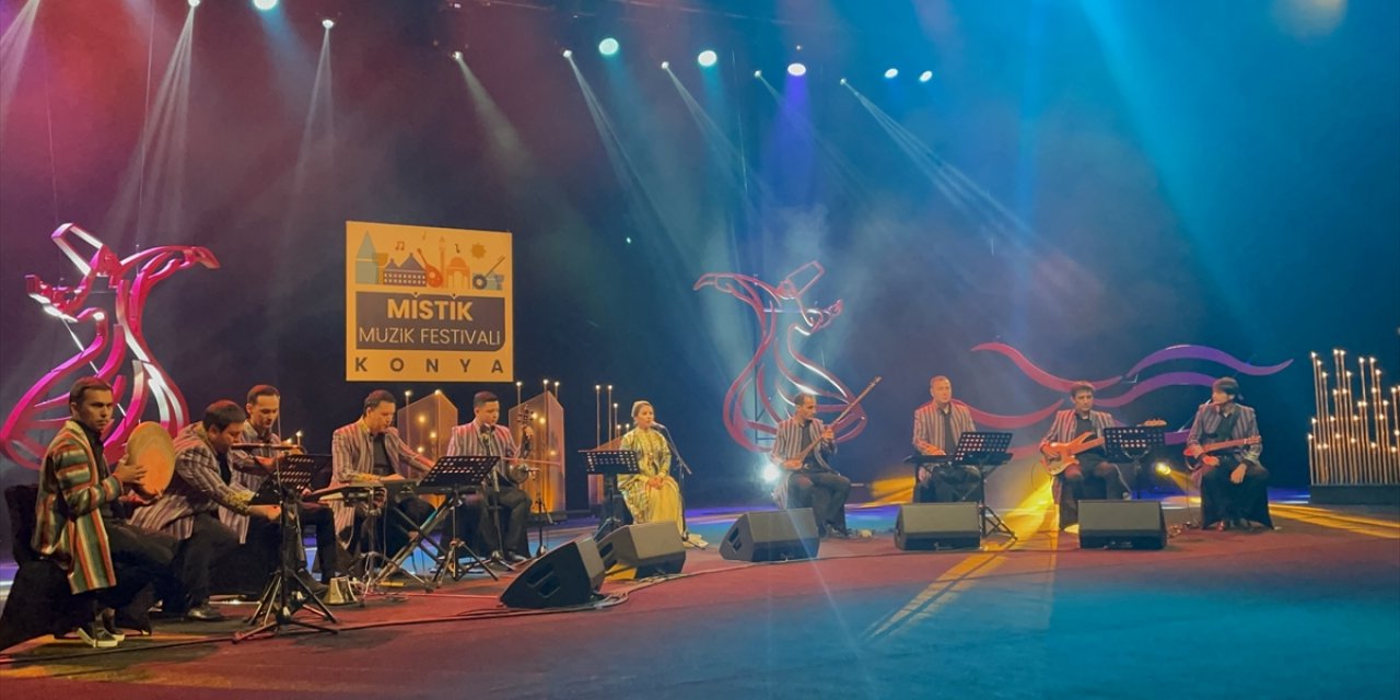 "19. Uluslararası Konya Mistik Müzik Festivali" sürüyor