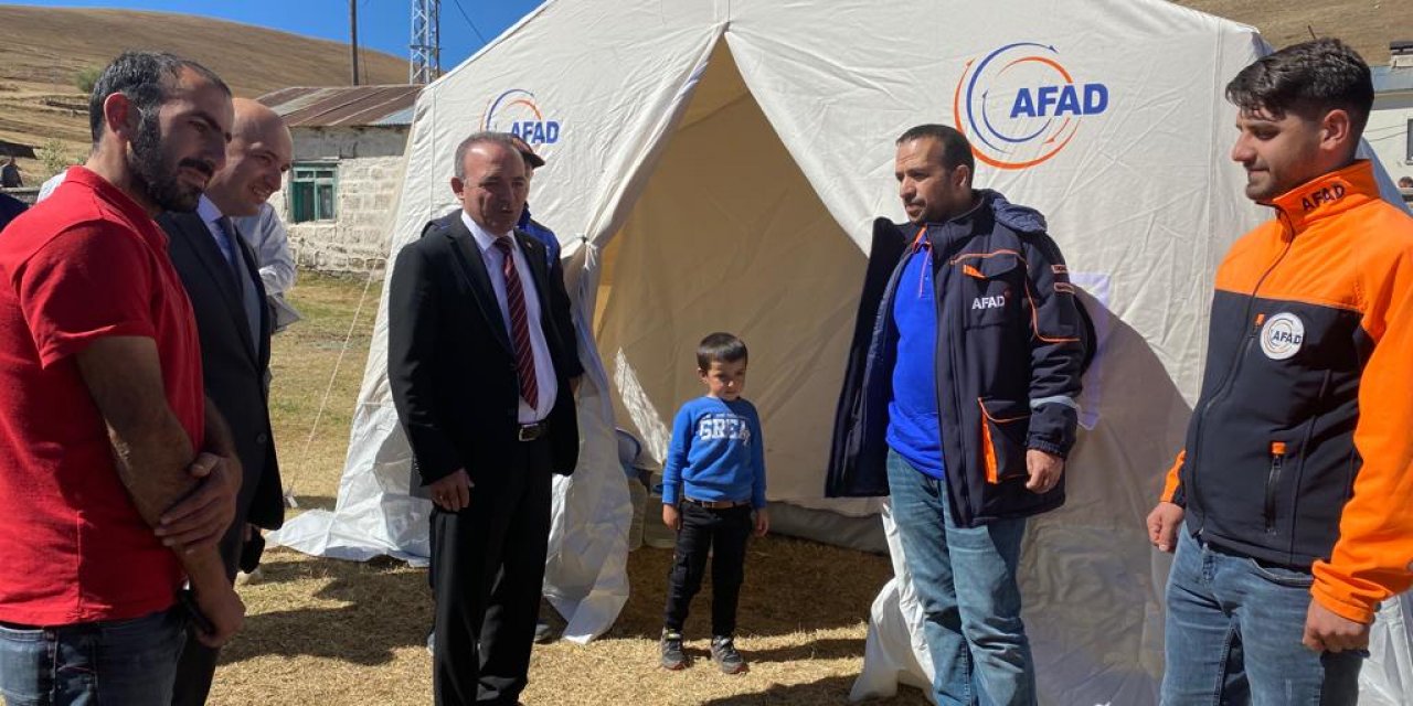 Ardahan'da depremden en çok etkilenen köylerde 50 çadır kuruldu