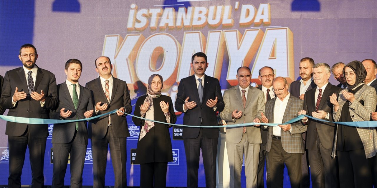 Bakan Kurum, İstanbul'da Konya Tanıtım Günleri'ne katıldı