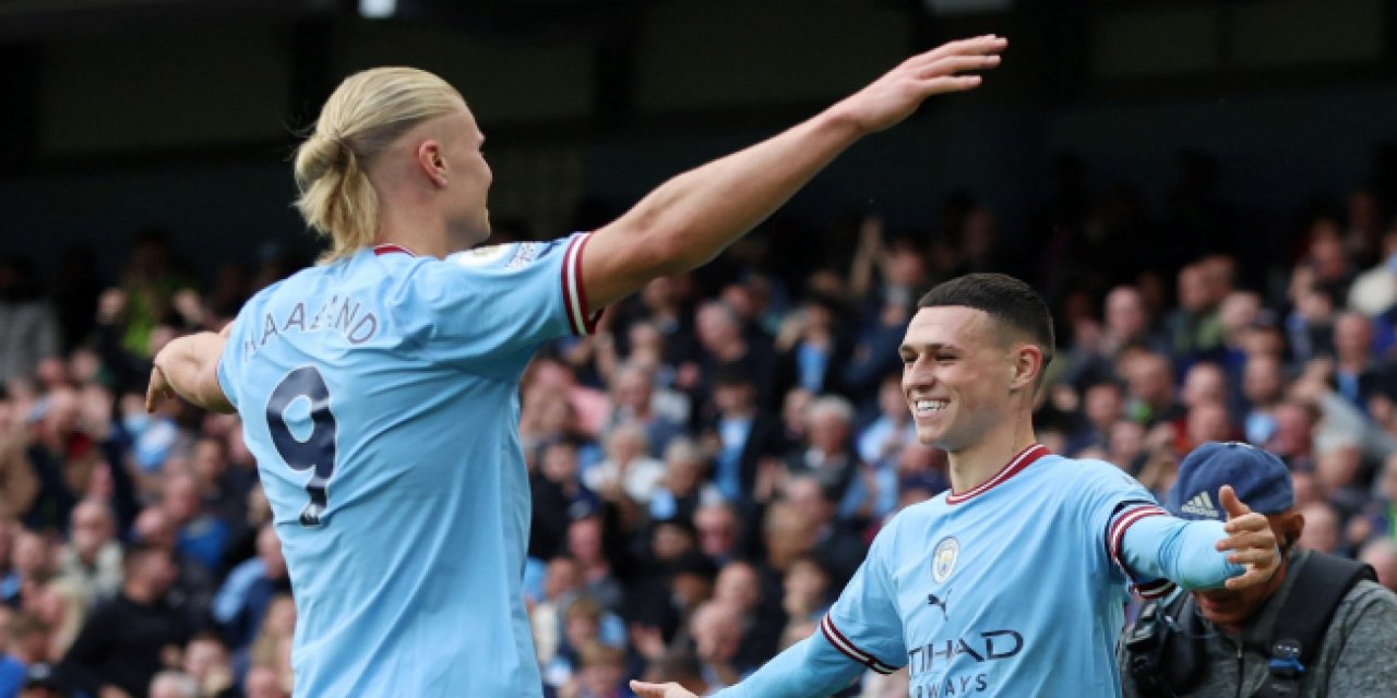 Premier Lig'de 9 gollü tarihi derbiyi Manchester City kazandı