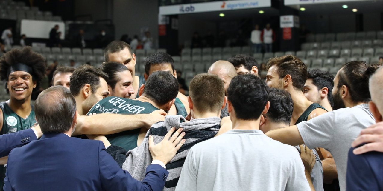 Başkan Özgökçen'den basket takımına tebrik