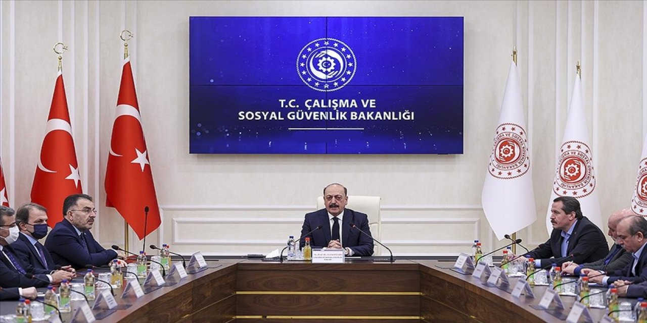 Kamudaki sözleşmelilerin gözü bu toplantıda