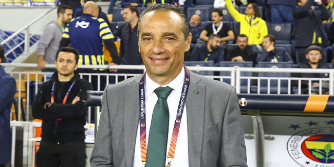 AEK Larnaca'nın Teknik Direktörü Luis Oltra'dan Jorge Jesus'a övgü