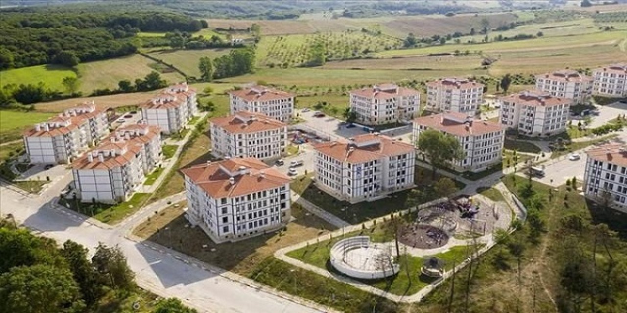 Büyük konut projesinde arsalara 67 bin, iş yerlerine 20 bin başvuru yapıldı