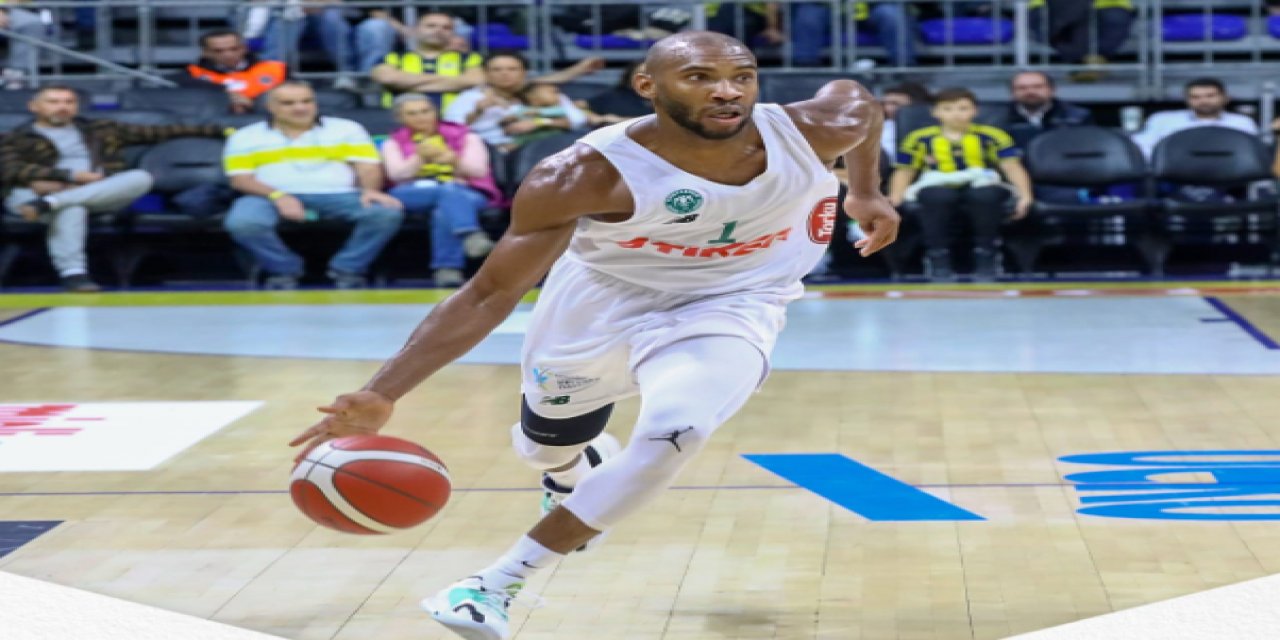 Ayos Konyaspor, Fenerbahçe Beko'ya mağlup oldu