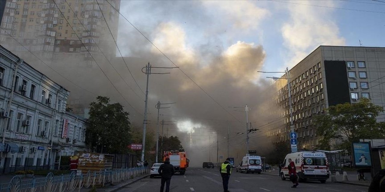 Explosions entendues à Kiev