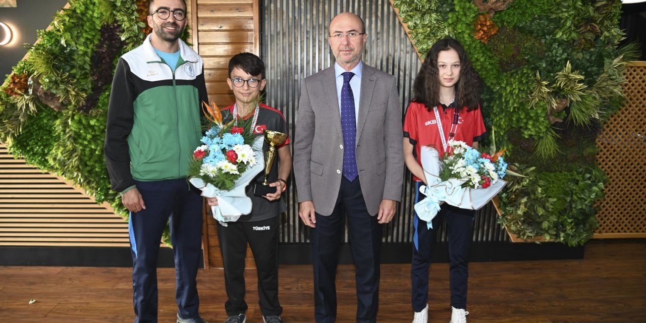 Başkan Pekyatırmacı Milli Sporcu ve aileleri ile buluştu