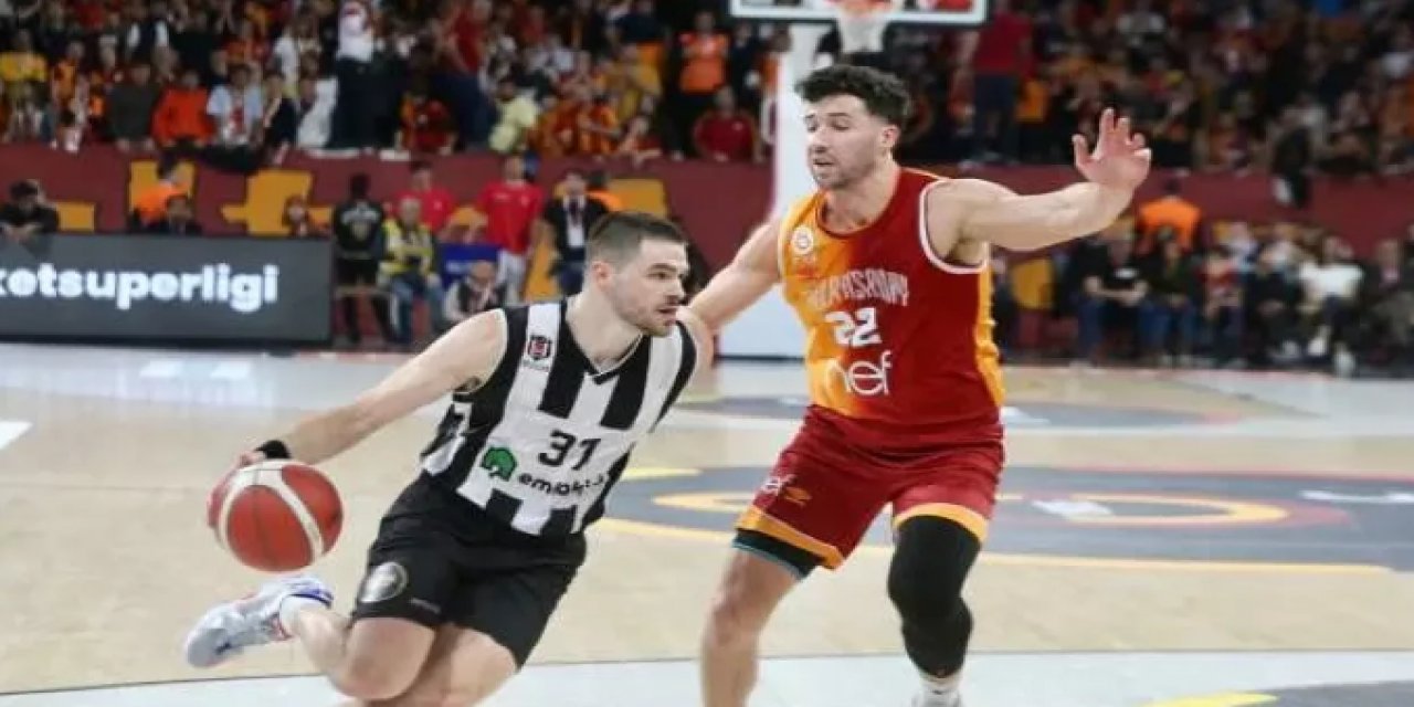Potada Beşiktaş deplasmanda Galatasaray'ı devirdi!