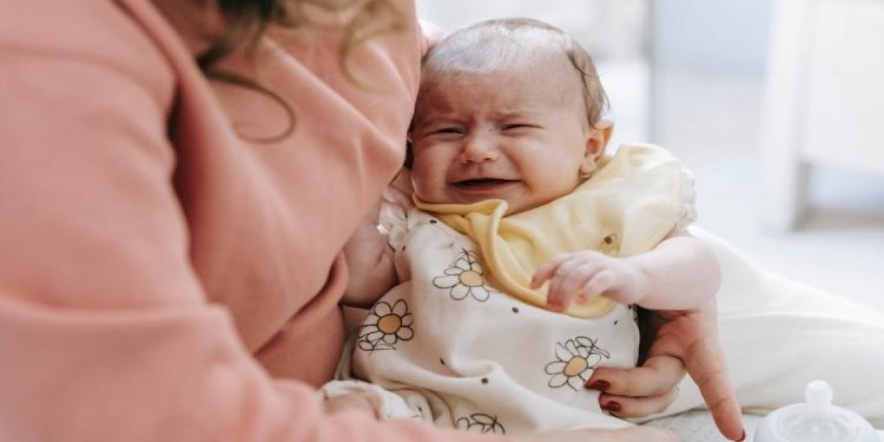 Bebeğimin çok gazı var ve çok ağlıyor acaba besin alerjisi mi?