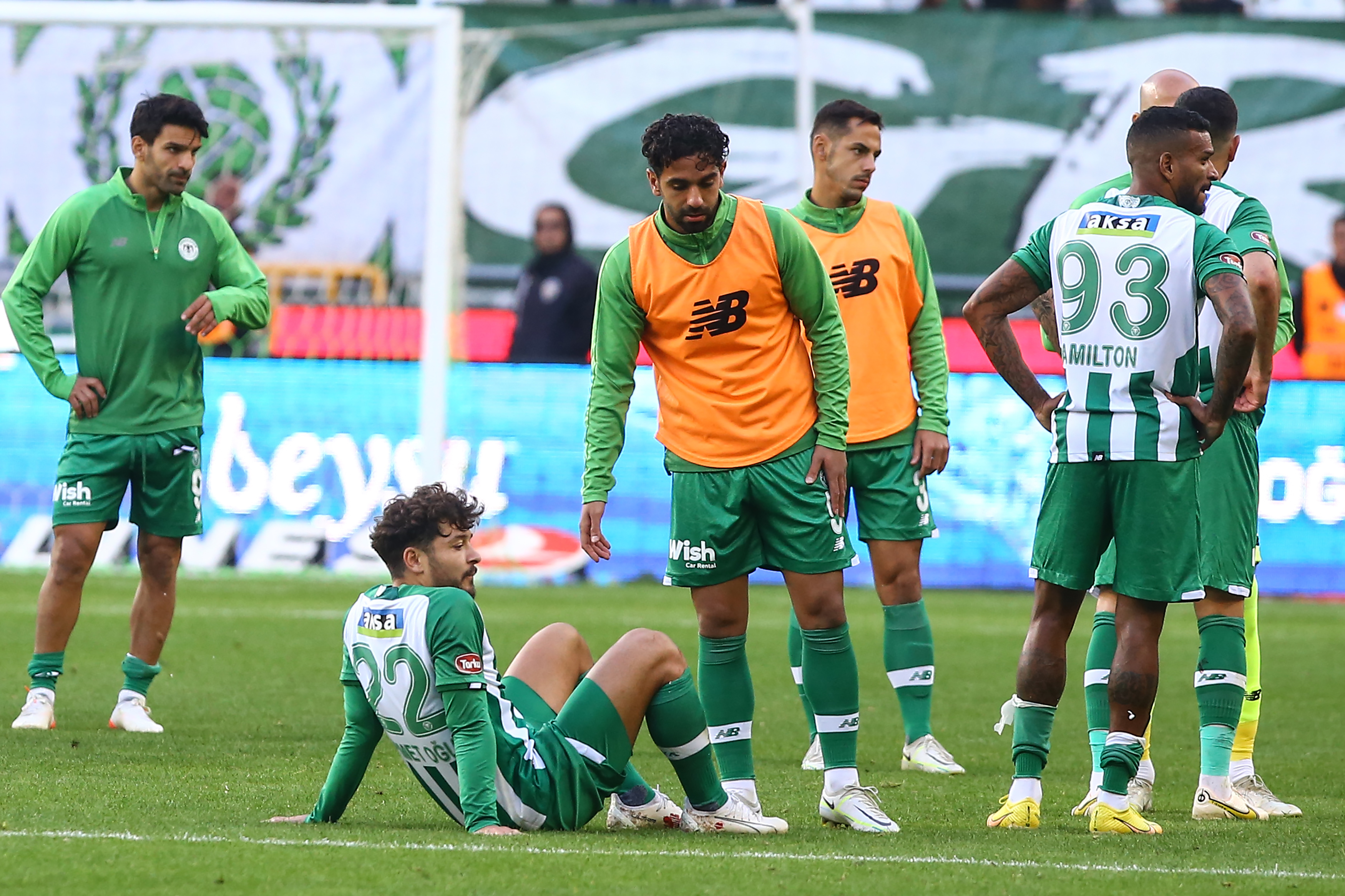 Konyaspor ev sahibi değil dert sahibi!