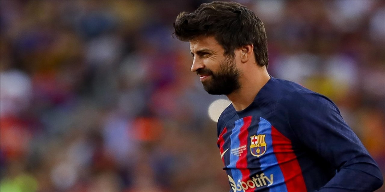 Gerard Pique, futbolu bırakıyor