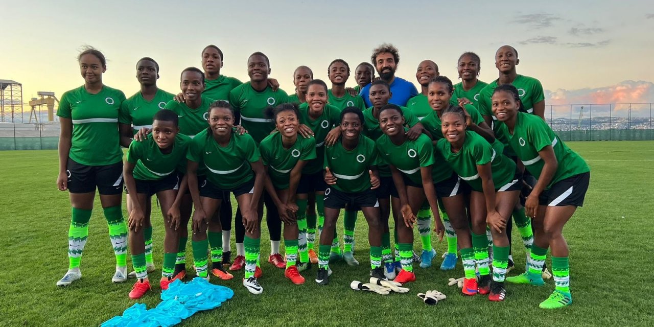 Büyük başarı!  Ödünç kramponlarla dünya 3.sü oldular